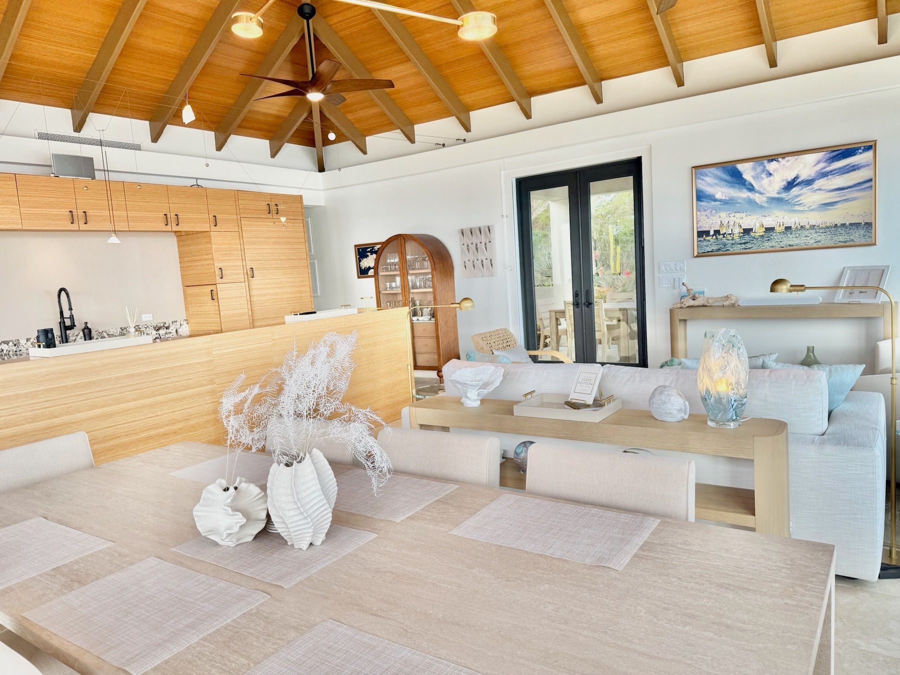 Window To The Sea villa photo.